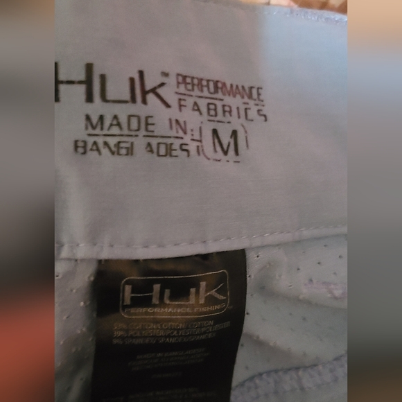 Huk Men's Light Blue Fishing Shorts Size Medium - Picture 3 of 3